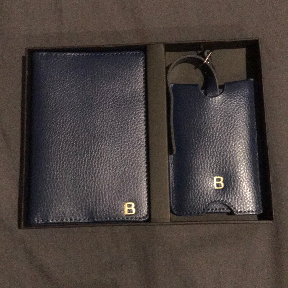 Cathy's Concepts Passport Case+Luggage Tag ‘B’
